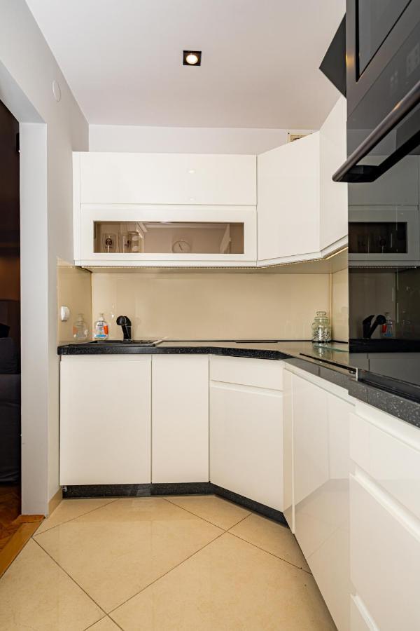 V3 Ordona 20A Appartement Katowice Buitenkant foto